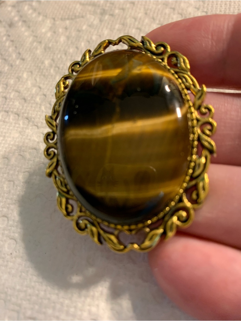 Gold-Tone Tiger's Eye Oval Brooch - Brown Stone - Picture 2 of 3